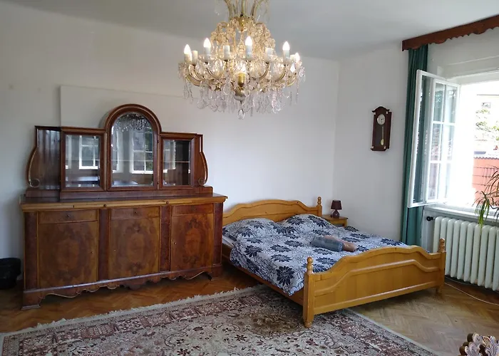 Rooms In Prague-Big+Comfy